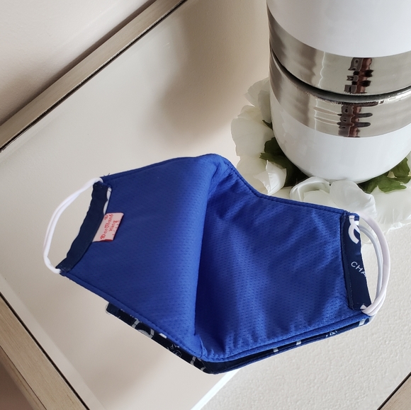 Designer Face Mask- LAST ONE! 💙 - Picture 2 of 3